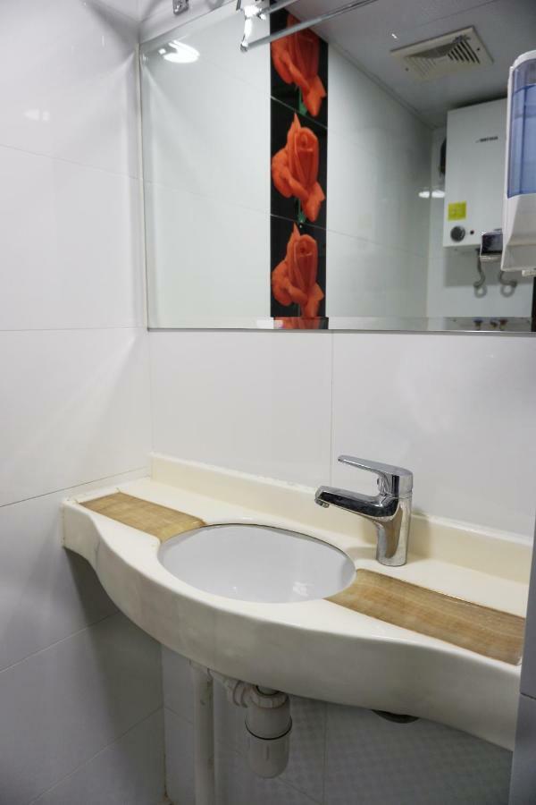 Hang Ho Hostel Hong Kong Esterno foto